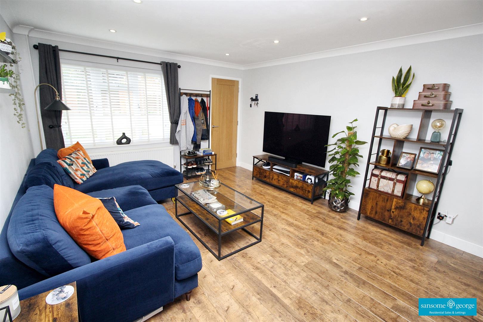Warley Rise, Tilehurst, Reading